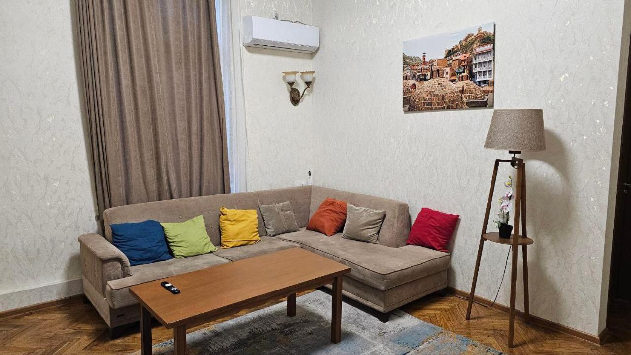 Heart Of The Old Tbilisi Apartment Ngoại thất bức ảnh